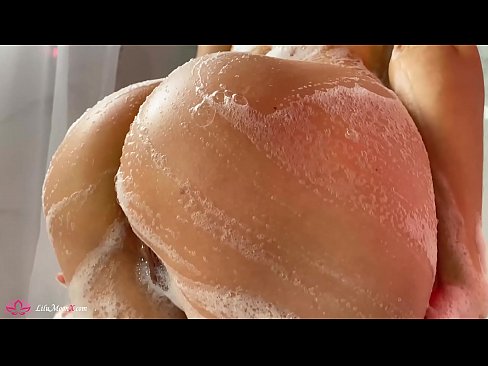❤️ Brunette sjálfsfróar kisu með titrara til að fá mikla fullnægingu í sturtu Ofsagt kynlíf á is.pinkporno.ru ❌️